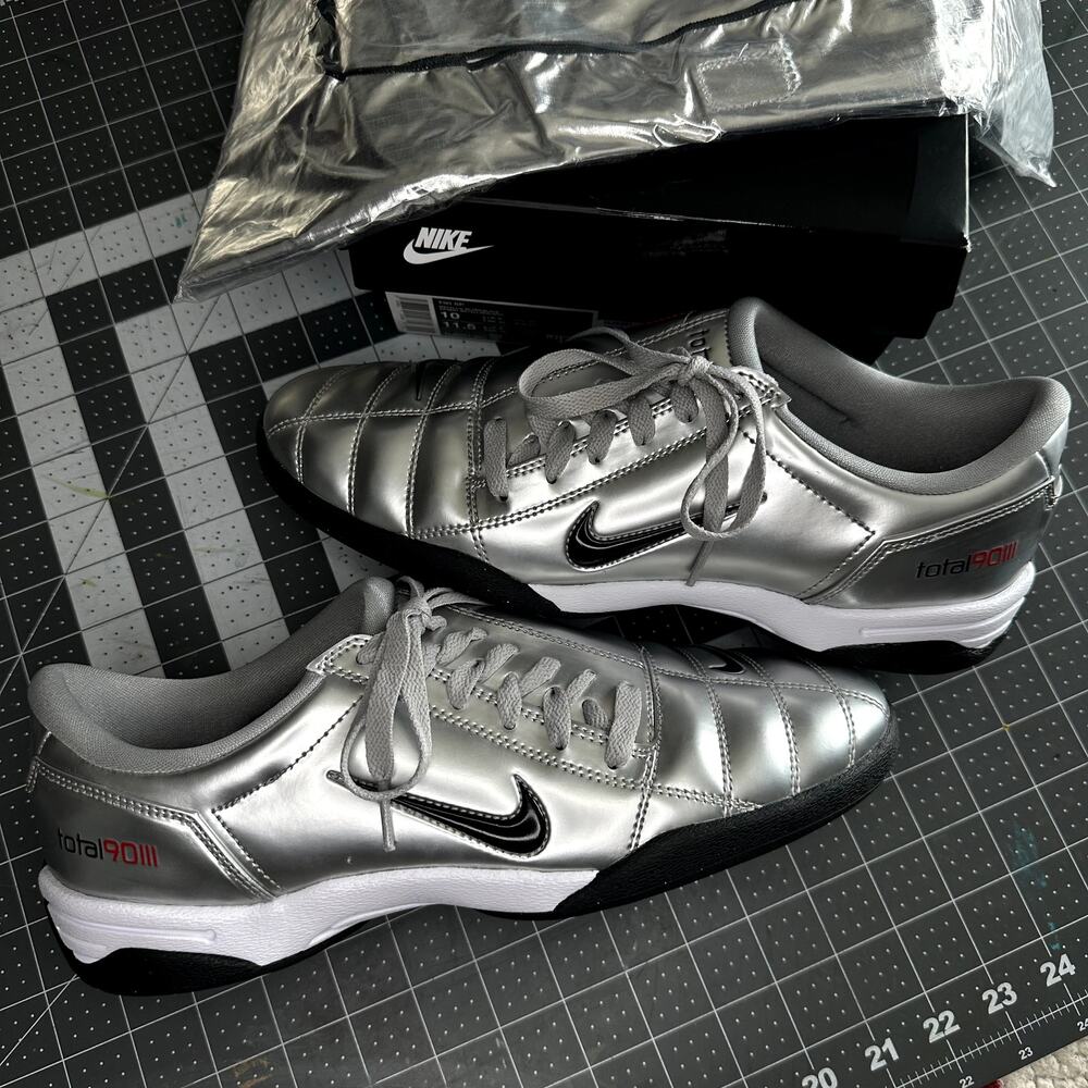 Nike Total 90 SP